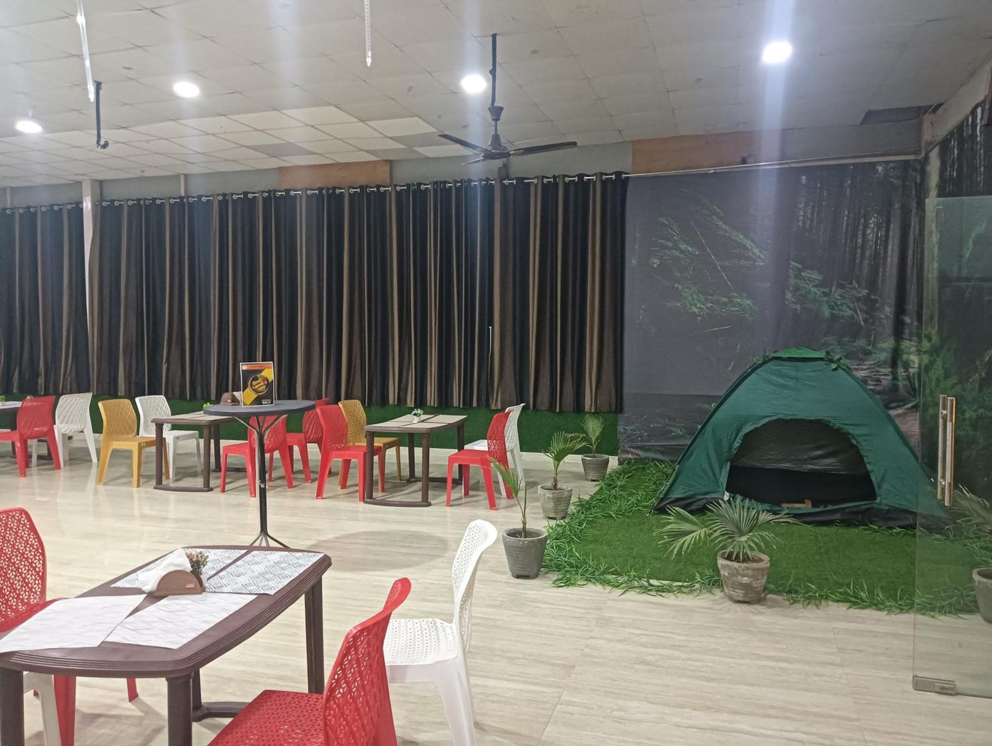 Hotel Krishna Fun Land Mathura Exterior foto